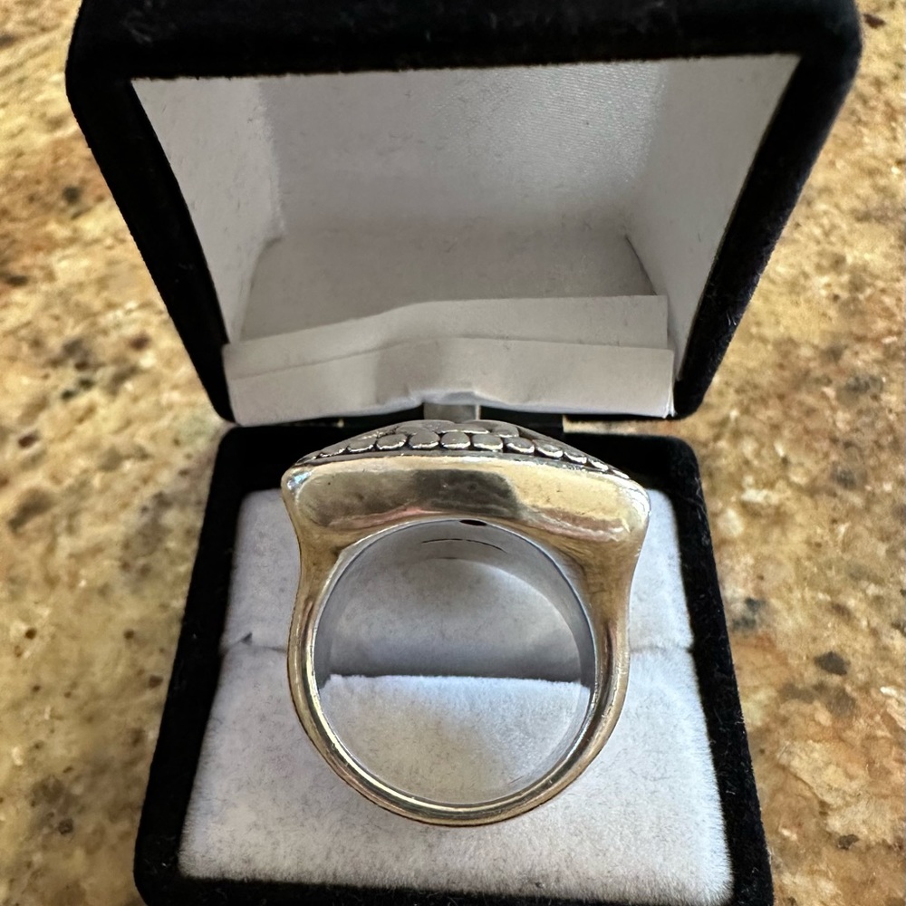 Sterling silver hand made ring 8 gms Sz 6.5 Approx. 1" x 3/4" - Picture 3 of 4